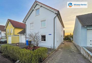 Zweifamilienhaus mit Garten und Ausbaupotenzial - Erbpacht -