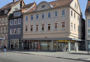 Zentrumsnahe Wohn- und Gewerbeimmobilie mit hoher Renditeentwicklungschance