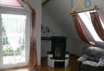 Wohnen im Thüringer Wald: Haus mit Einliegerwohnung und weitläufigem Grundstück