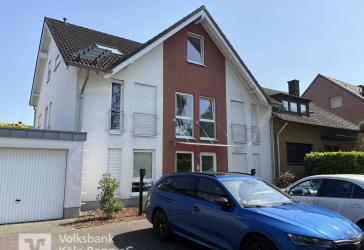 Troisdorf-Bergheim - sehr schöne und geräumige Erdgeschosswohnung mit riesigem Garten!