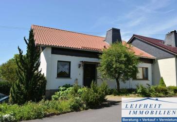 Manche Häuser bieten Wohnraum - dieses Haus bietet Möglichkeiten.