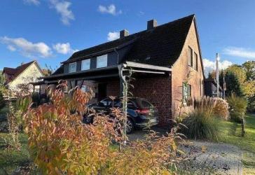 Sehr gepflegtes Einfamilienhaus mit Einliegerwohnung in Neuenkirchen-Delmsen