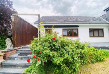 CHARMANTE DOPPELHAUSHÄLFTE IN AHRENSBURG SIEDLUNG AM HAGEN