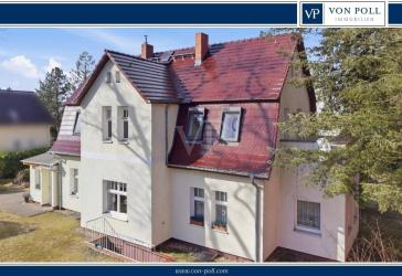 Charaktervolles Zweifamilienhaus mit zusätzlichem Baugrund