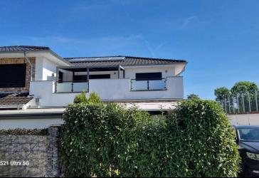 Moderne 4-Zimmer- Penthaus Wohnung mit Terasse, Garage und moderner Austattung