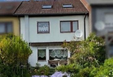 Attraktive Kapitalanlage! Reihenmittelhaus - sehr gute mögliche Rendite
