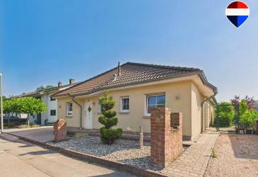 Exklusiver Bungalow ca. 150m² in Bester Lage 'Campus Nobel' - stilvolles Wohnen in Saarwellingen