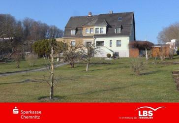 Viel Platz in den Häusern und Grundstück