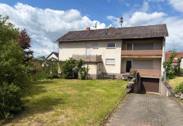 Freistehendes 1-2 Familienhaus in ruhiger Lage in Battweiler