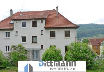 RESERVIERT / Gemütliche 2 ½ - Zimmer Wohnung mit einem Zusatzzimmer und Garten in Ebingen