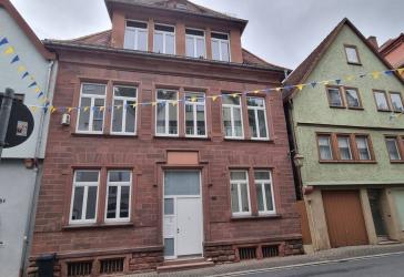 Attraktive 3-Zimmer-Wohnungen, 1. OG in Wertheim mit Mainblick