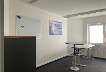 Moderne Büroetage(n) von 250-500m² mit hellen Räumen in bester Verkehrslage in Haan-Ost