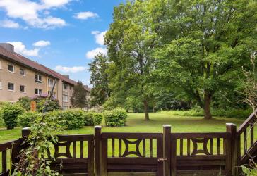 Grünes Wohnen in Reinbek-energetisch sanierte Gartenwohnung mit Terrasse