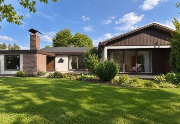 Altes Land trifft Wohnkomfort - attraktiver Bungalow mit Einliegerwohnung in Jork