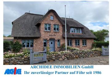 Exklusive Reetdachhaushälfte zur Ferienvermietung in Nieblum