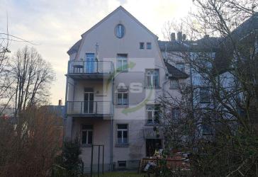 Familienidylle mit Garten