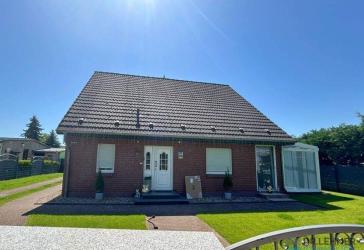 Ankommen, wohlfühlen, genießen - modernes Familienhaus mit Pool in Wittenberge