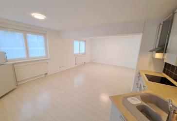 Moderne 2-Zimmer-Wohnung in Durmersheim: Ideal für Wohnen und Arbeiten