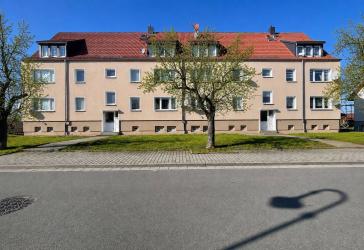 Sorglos-Investment bei Leipzig: Vollvermietetes 12-Parteien-Haus ohne Sanierungsstau (47k € p.a.)