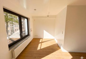 Erstbezug nach Sanierung in helle freundliche Wohnung in Mülheim