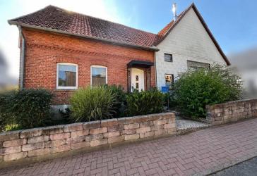 Einfamilienhaus mit großzügigem Garten