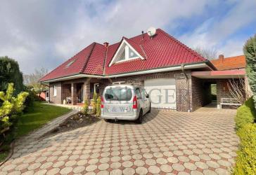 Familienfreundlicher Bungalow mit Sauna, Kamin und großem Garten im Emsland