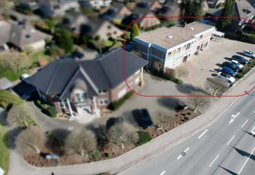Wohn- und Geschäftshaus mit 4 vermieteten, separaten Einheiten an Hauptkreuzung auf 1.320 m².