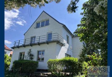 Villa in Markkleeberg: Ein charmantes, großzügiges Zuhause in ruhiger Toplage des Dichterviertels.
