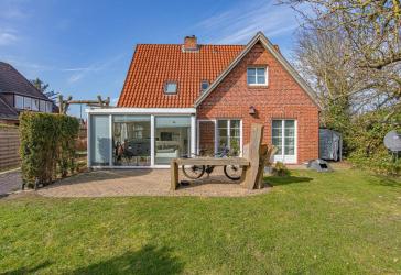 Großzügiges Einfamilienhaus mit Einliegerwohnung, Wintergarten und vielseitigem Nutzungspotenzial