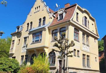Historische Jugendstilvilla mit großem Grundstück in zentraler, ruhiger Altstadtlage