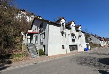Modernisierte 1-Zimmerwohnung mit Einbauküche