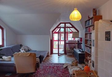 Top Lage: Großzügige 4,5 Zimmer Wohnung (ca. 106 m²)