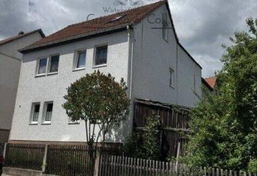 Nauendorf bei Georgenthal kleines Zweifamilienhaus mit einer Leerwohnung