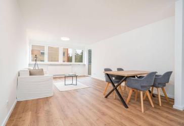Frisch Saniert · 3-Zimmer-Wohnung mit Loggia · Nürnberg-Röthenbach · 349.500 € · provisionsfrei