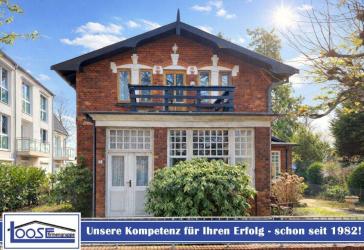 Charmantes Gründerzeithaus mit Villencharakter in begehrter Lage von Niendorf.