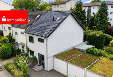 Reihenendhaus mit Garage in Reinheim