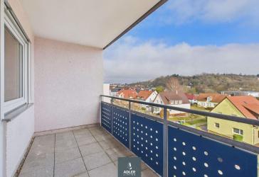Sonnige 2,5-Zimmer Wohnung mit Balkon im 4. OG in Mühlacker