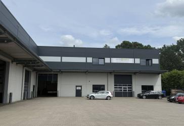 Moderne und vielseitig nutzbare Gewerbefläche im Obergeschoss