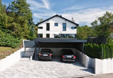 Wir bauen dein Zuhause schlüsselfertig - und Du bringst dort Leben hinein, wo Dein Herz am lautesten schlägt.
