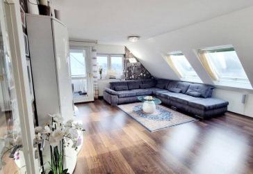 4-Zimmer-Maisonette-Wohnung mit Hauscharakter in Wiesbaden |TG|hell|klimatisiert|