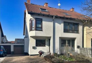 Vorschaubild Reihenendhaus