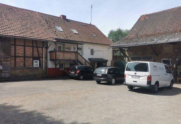Resthof mit 4 Wohnheiten , Pferdehaltung, Monteurwohnung