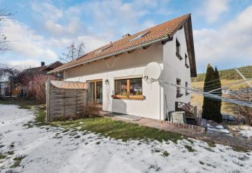 Provisionsfrei - Familienfreundliches Haus in ruhiger Lage inkl. Büro mit separatem Eingang