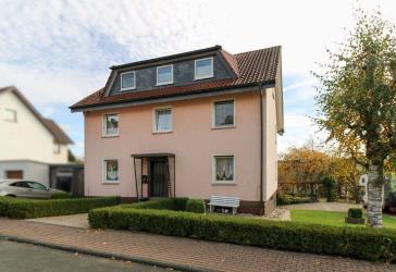 Eichenzell-Lütter: großzügiges Mehrfamilienhaus mit tollem Garten - zum Selbstbewohnen und Vermieten