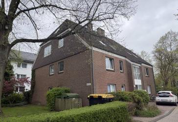 +++ AUFGETEILTES MFH IN ZENTRALER LAGE VON ELMSHORN - PROVISIONSFREI +++