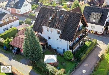 Neuer Preis!: Zwei Wohnungen - ein Preis. Wohnen, wo andere Urlaub machen, mit Garten & Carport