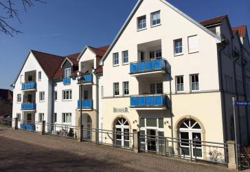 helle 3-Raum Wohnung gegenüber vom Schloß