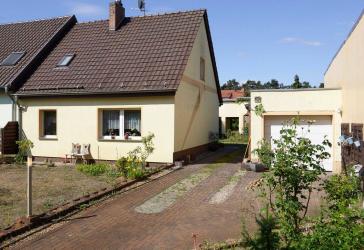 Provisionsfrei: Charmante, modernisierte Doppelhaushälfte in Innenstadtnähe