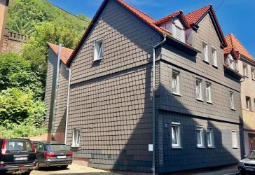 5 Wohneinheiten im Stadtzentrum von Suhl voll Vermietet, perfekt als Kapitalanlage.