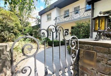 Vorschaubild Villa